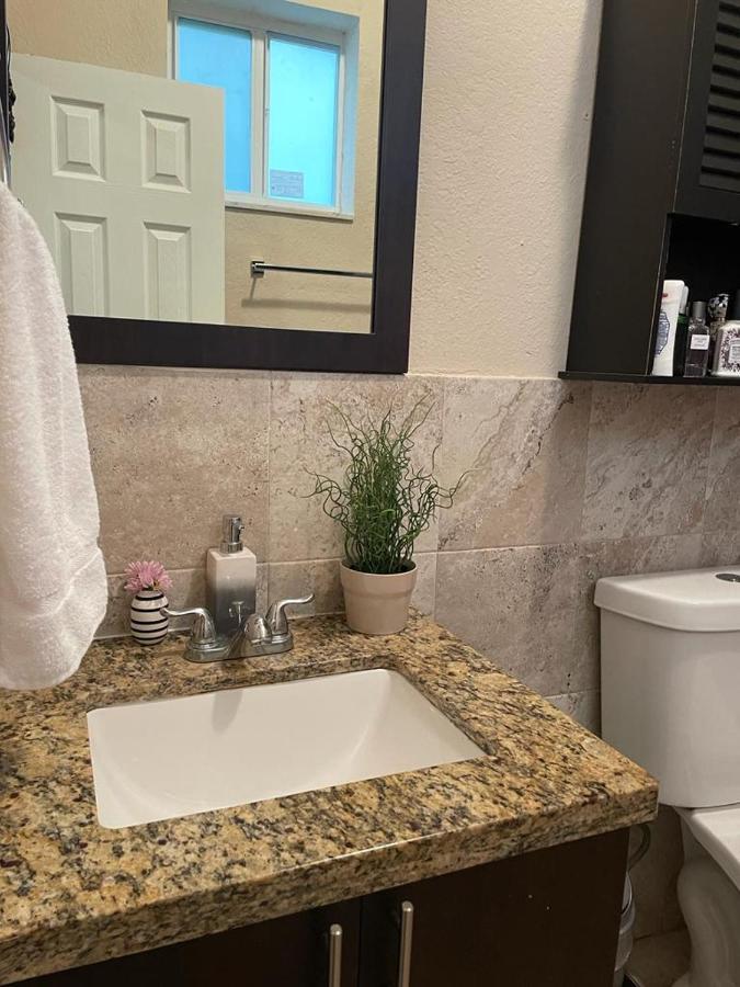 Brazilian Home Coral Gables Εξωτερικό φωτογραφία